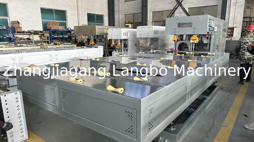 ultimo caso aziendale circa Polonia Pipe Belling Machine con cassa di progetto di pesatura integrata