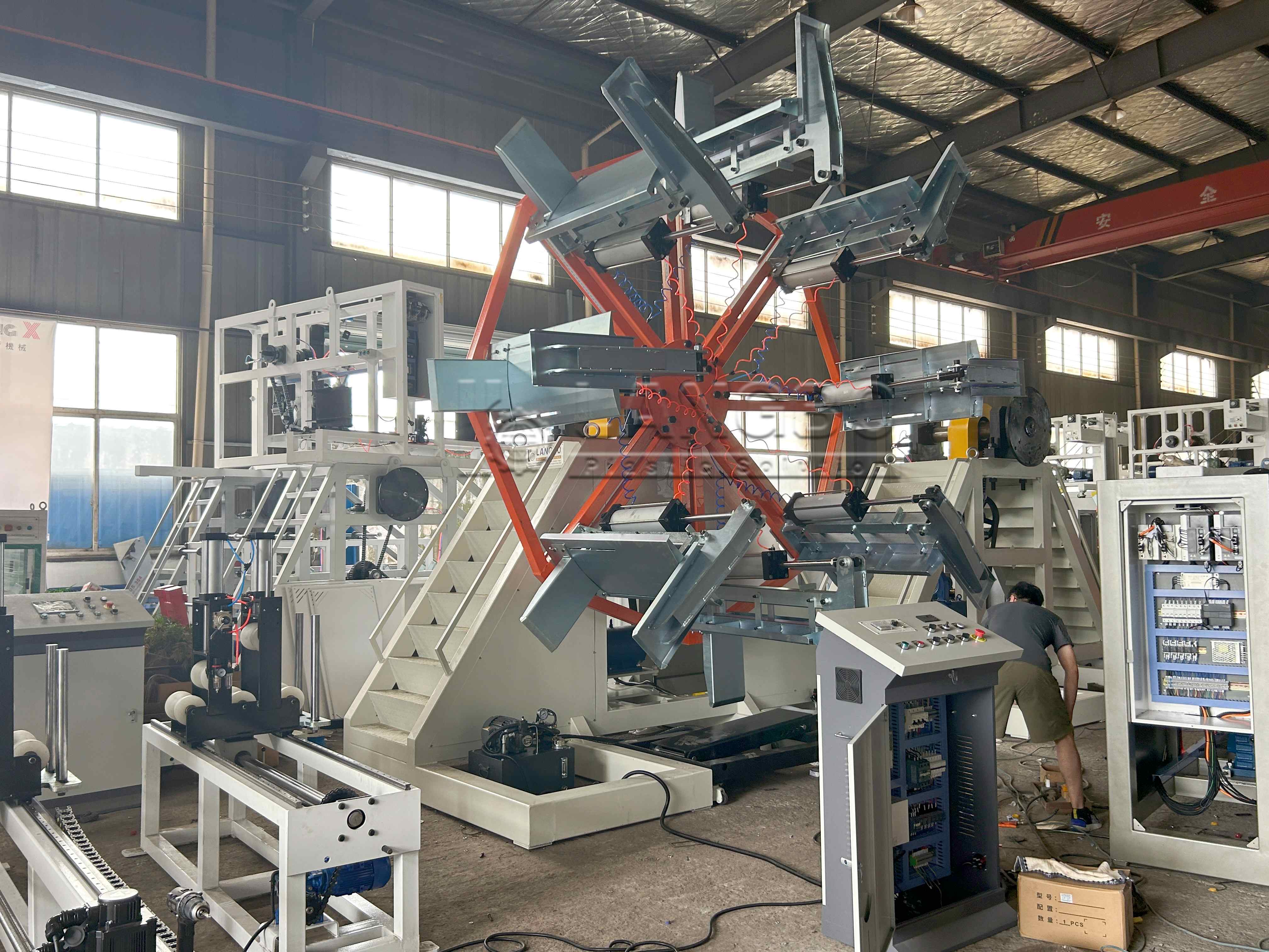 ultimo caso aziendale circa Applicazione di avvolgitori in un sistema di produzione di tubi continui in Tailandia