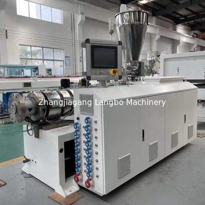 Linea di produzione di tubi in PVC a controllo PLC alta produzione e produttività