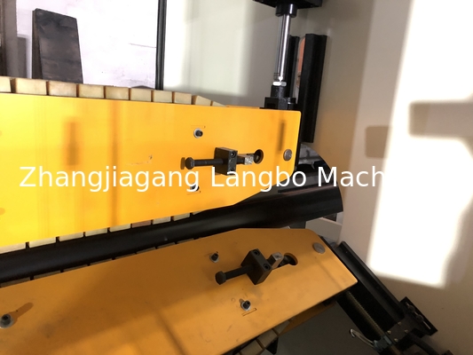 Macchina di estrusione a vite singole per la produzione di plastica PE Acqua Tubo di condotto elettrico Tubo di trascinamento Tagliamento Rotolamento