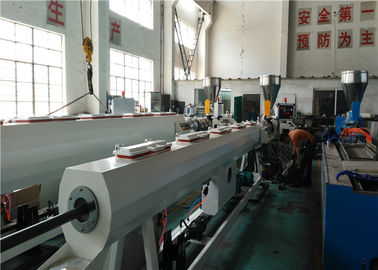 Il PVC gemellato conico di plastica dell'estrusore a vite convoglia la macchina di Extrudsion