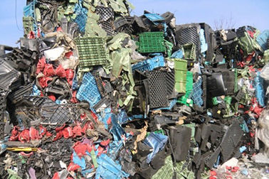 Linea di riciclaggio di plastica dell'HDPE meno alta efficienza finale del tenore d'acqua di 2%