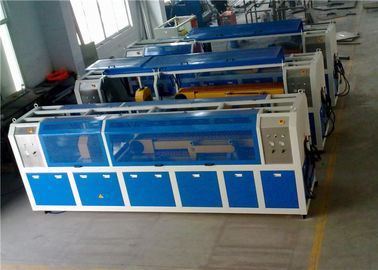 Linea dell'estrusione di profilo della plastica/WPC, porta a basso rumore del PVC che fa macchina