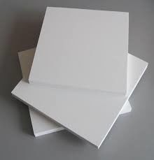 Linea di produzione di pannelli a parete in PVC per profilo e estrussione di PVC in legno e plastica a risparmio energetico