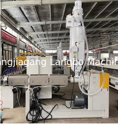 Macchina per la produzione di tubi per condotti elettrici Estrusore per tubi in CPVC Macchina per l'estrusione di tubi in Opvc Estrusore per plastica in CPVC Macchina per la fabbricazione di tubi