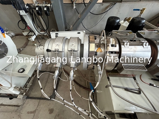 65/132 Linea di produzione di tubi di plastica a botte a doppia vite conico per prodotti di estrusione ad alta capacità di produzione