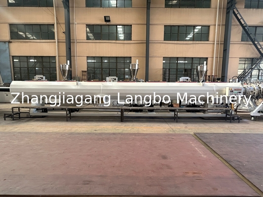 Macchina di estrusione ad alta efficienza a vite singole per la fabbricazione di tubi di idraulica e fognature in PE da 110 mm