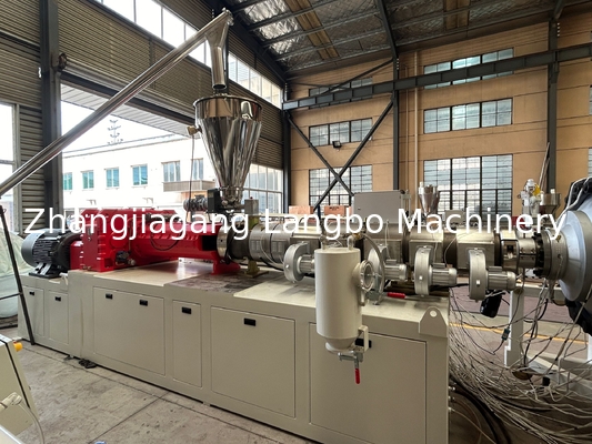 Linea di estrussione di tubi in PVC da 400-710 mm con motore 92/188 da 110 kW