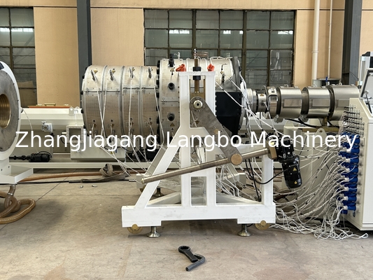 Linea di estrussione di tubi in PVC da 400-710 mm con motore 92/188 da 110 kW