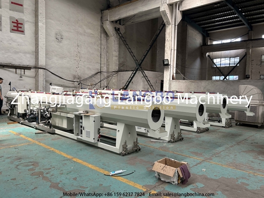 Linea di produzione di tubi di scarico PVC-U da 75-250 mm con elevata capacità di produzione e migliori prestazioni
