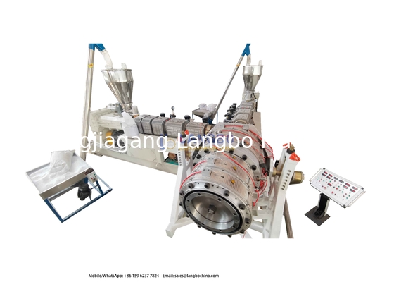 800-1200mm Tre strati di grande diametro PVC tubo di fabbricazione della macchina di plastica tubo di scarico linea di produzione di estrusione