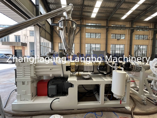 Macchina avanzata ad estrusione di tubi di conduzione in PVC ad alta velocità per la linea di produzione di UPVC e CPVC