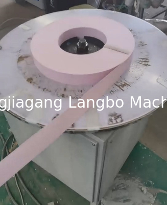 Fabbricazione di nastri di estrussione per nastri di bordo di PVC Tipo di macchina per la fabbricazione di nastri di estrussione per nastri di bordo di PVC