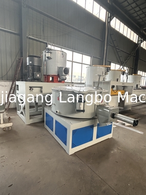 Sistema automatico di miscelazione ad alta velocità di polvere di plastica in PVC Unità di miscelazione Macchina Materia prima Macchina di miscelazione di plastica / Macchina di miscelazione in PVC per elevata capacità