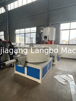 Sistema automatico di miscelazione ad alta velocità di polvere di plastica in PVC Unità di miscelazione Macchina Materia prima Macchina di miscelazione di plastica / Macchina di miscelazione in PVC per elevata capacità