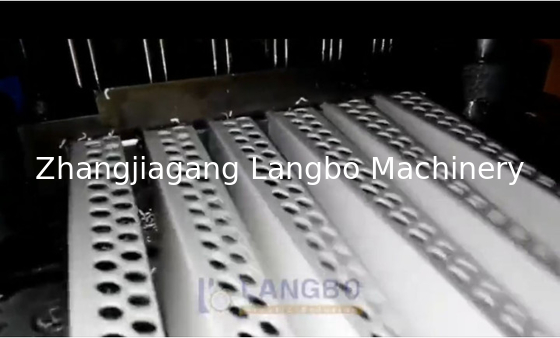 Perfilo di plastica U PVC PP PE Corner Edge Bead/Band Turn L Angle Cables di fili elettrici Trunking Extrusion/Production Line