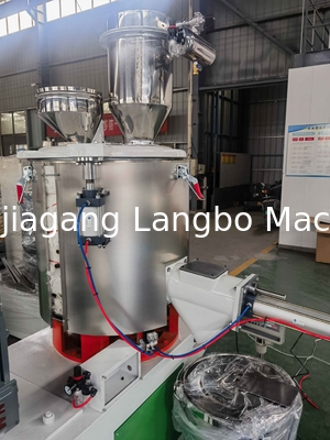 Macchina di miscelazione di materiali in PVC da 25L/Miscellare di materie prime in plastica/Miscellare a caldo ad alta velocità per processi di miscelazione