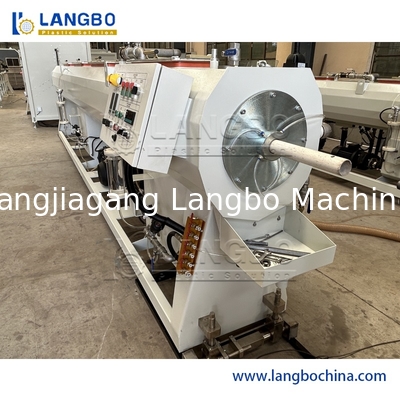 Capacità di macchina di plastica di fabbricazione del tubo del PVC 300kg/metropolitana del PVC