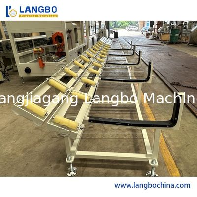 Produttore di apparecchiature per la fabbricazione di tubi di plastica