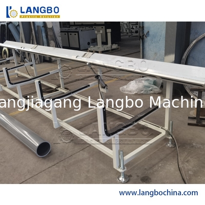 Linea linea dell'estrusione del tubo PVC/di UPVC di produzione di plastica automatica completa del tubo