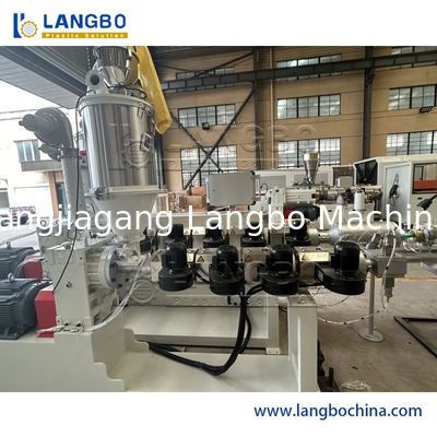 Linea di produzione per estrusione di plastica PPR avanzata ad alta produzione, estrusore a vite singola per la produzione di tubi