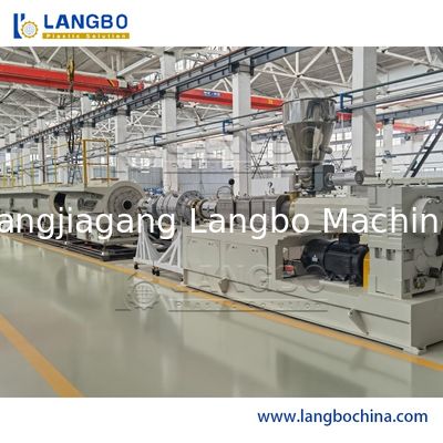 linea dell'estrusione del tubo del PVC di capacità 150KG/High con polvere/Chip Free Cutting System