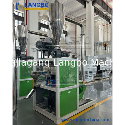 Macchina frantumatrice polverizzatrice per il riciclaggio di plastica PVC per tubi, pannelli e profili