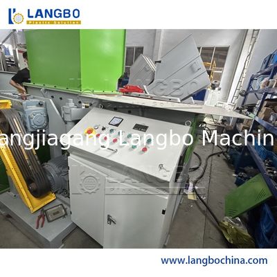 Macchine per la triturazione dei rifiuti di plastica