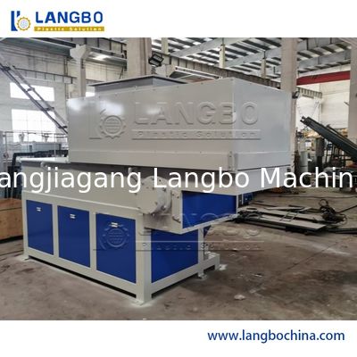 Fabbricazione di macchine per la lavorazione di materie plastiche