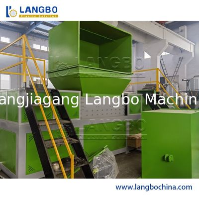 Trituratore frantumatore orizzontale automatico per rifiuti plastici, nuovo motore per la frantumazione di tubi in PVC, tubi corrugati in PE, macchina per la triturazione e il riciclaggio