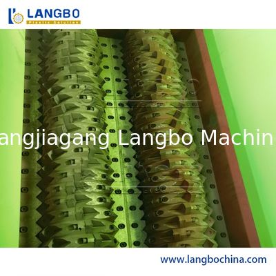 Trituratore frantumatore orizzontale automatico per rifiuti plastici, nuovo motore per la frantumazione di tubi in PVC, tubi corrugati in PE, macchina per la triturazione e il riciclaggio