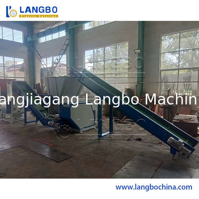 Potentissima macchina di triturazione orizzontale di plastica per tubi corrugati in PVC PE tubi vassoi pallet animali domestici PVC PC EVA ABS materiali giornalieri triturazione triturazione