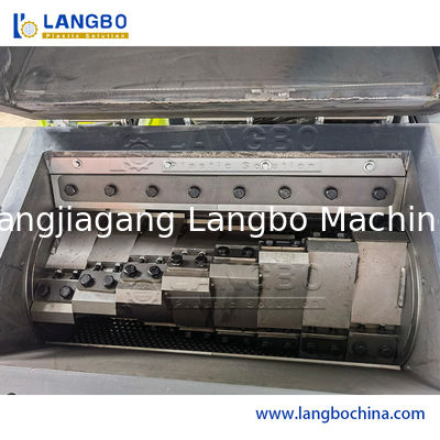 Rifiuti di bottiglia di plastica per animali domestici Flake/Drum/Pallets/PP/HDPE/LDPE/Rubber/Lump/PVC Pipe/PE Film/Jumbo Woven Bags/Garbage Crushing Crusher Recycling Plant Lavatrice