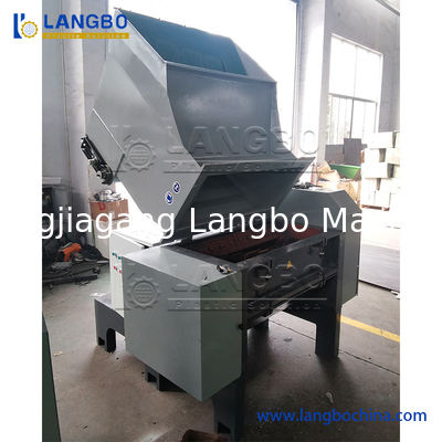 Trituratore/Frantumatore per Bottiglie PET di Rifiuti Industriali Linea di Produzione per la Frantumazione di Bottiglie di Plastica