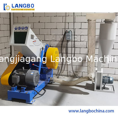 Macchine per il riciclaggio di pellicole di plastica ad alta produzione/bottiglie per animali domestici/bottiglie di latte in HDPE