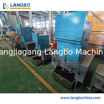 Macchine di triturazione di bottiglie per animali domestici di rifiuti industriali Macchine di triturazione di bottiglie di plastica