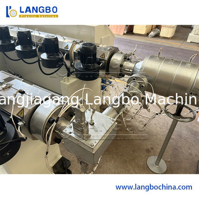 Macchina della linea di produzione automatica per estrusione e taglio di tubi in plastica PE HDPE PPR, macchina per la fabbricazione di tubi in plastica PPR PE