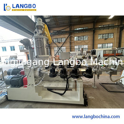 Linea di estrusione di tubi PPR con 180 kg/h di uscita coestrusione a 3 strati e controllo PLC SIEMENS