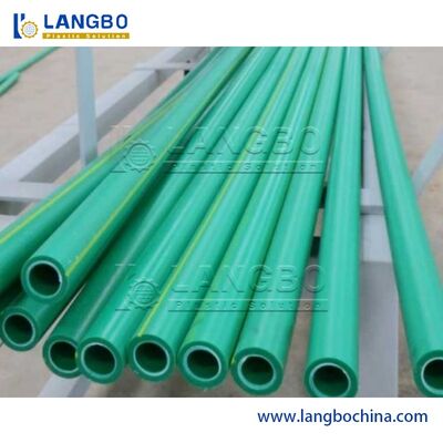 Macchina per tubi in PPR da 16-400 mm Linea di produzione completa automatica per tubi ad acqua calda e fredda