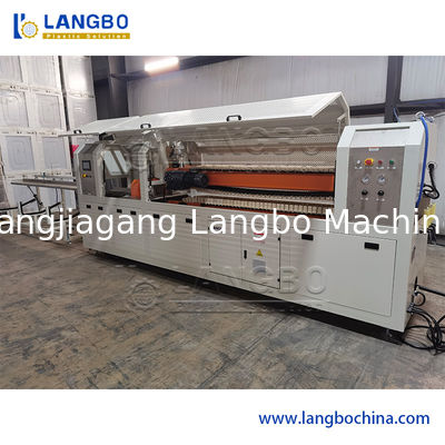 Linea di plastica dell'estrusione di profilo del PVC da 20 m. per la fabbricazione delle mattonelle dell'angolo del soffitto della parete