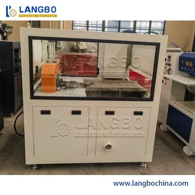 linea dell'estrusione di profilo del PVC di 300mm con il doppio estrusore a vite conico