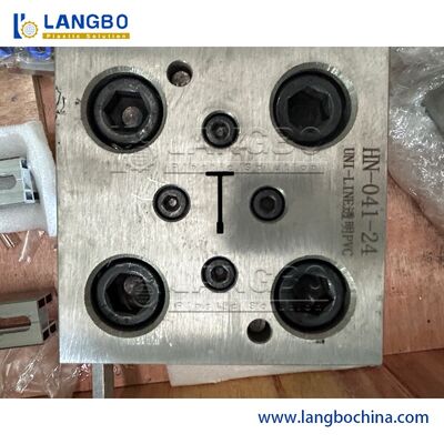 55 kW di potenza motrice per estrussione di profili in PVC