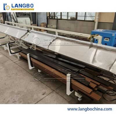 Linea progettazione dell'estrusione di profilo WPC/del PVC della vite del doppio del motore di