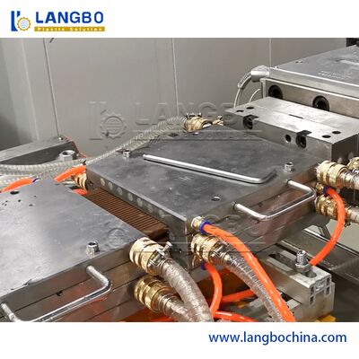 Linea progettazione dell'estrusione di profilo WPC/del PVC della vite del doppio del motore di