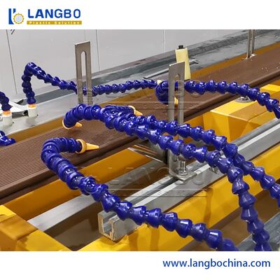 Linea progettazione dell'estrusione di profilo WPC/del PVC della vite del doppio del motore di