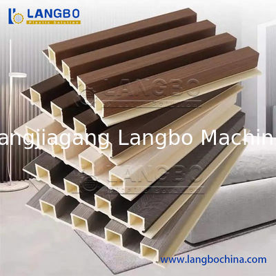 Pannello scanalato in PVC con protezione in materiale ecologico