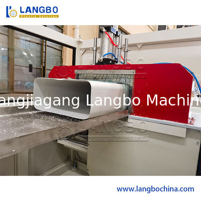 Linea di produzione per pavimenti, finestre, porte, pannelli/lastre/telai/profili in PP, PE, PC, WPC, PVC