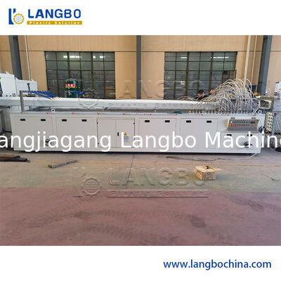 Estrusore per profili in plastica PVC PP HDPE Mpp PE PPR UPVC Macchina per la fabbricazione per estrusione