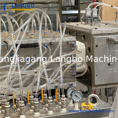 Linea di produzione per estrusione di tubi compositi ondulati in plastica PP HDPE Mpp PE, profilo WPC