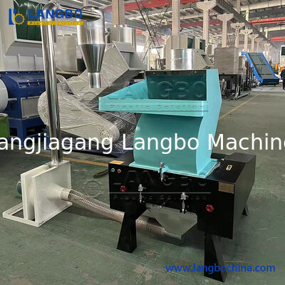 Macchine di triturazione di bottiglie per animali domestici di rifiuti industriali Macchine di triturazione di bottiglie di plastica